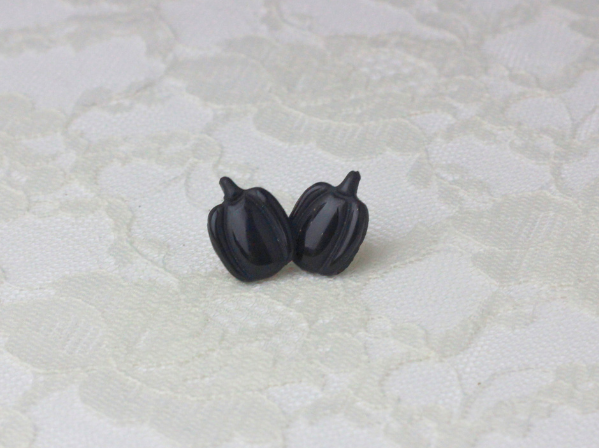 Black Pumpkin Studs | Bloom & Gloom
