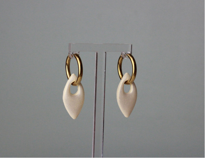 Vanilla Petal Hoop Charms - Image 3